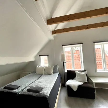 Lejlighed Midt I Sentrum